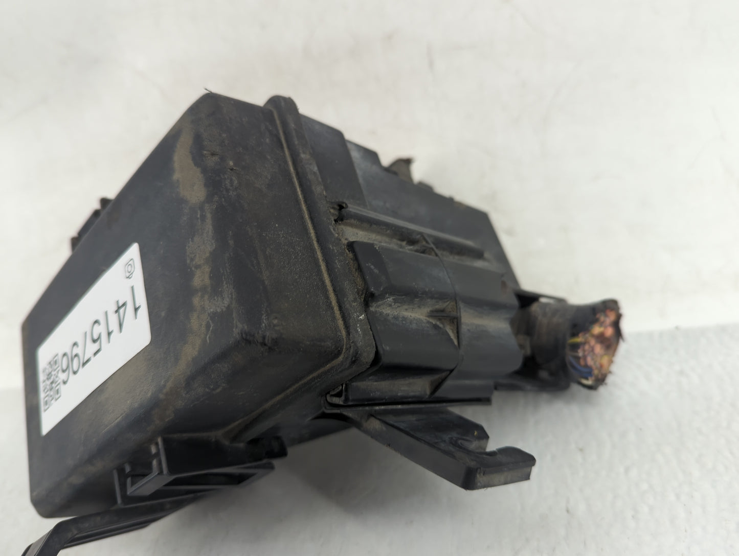 2014-2019 Ford Fiesta Fusebox Fuse Box Panel Relay Module Fits Fits 2014 2015 2016 2017 2018 2019 OEM Used Auto Parts - Oemu