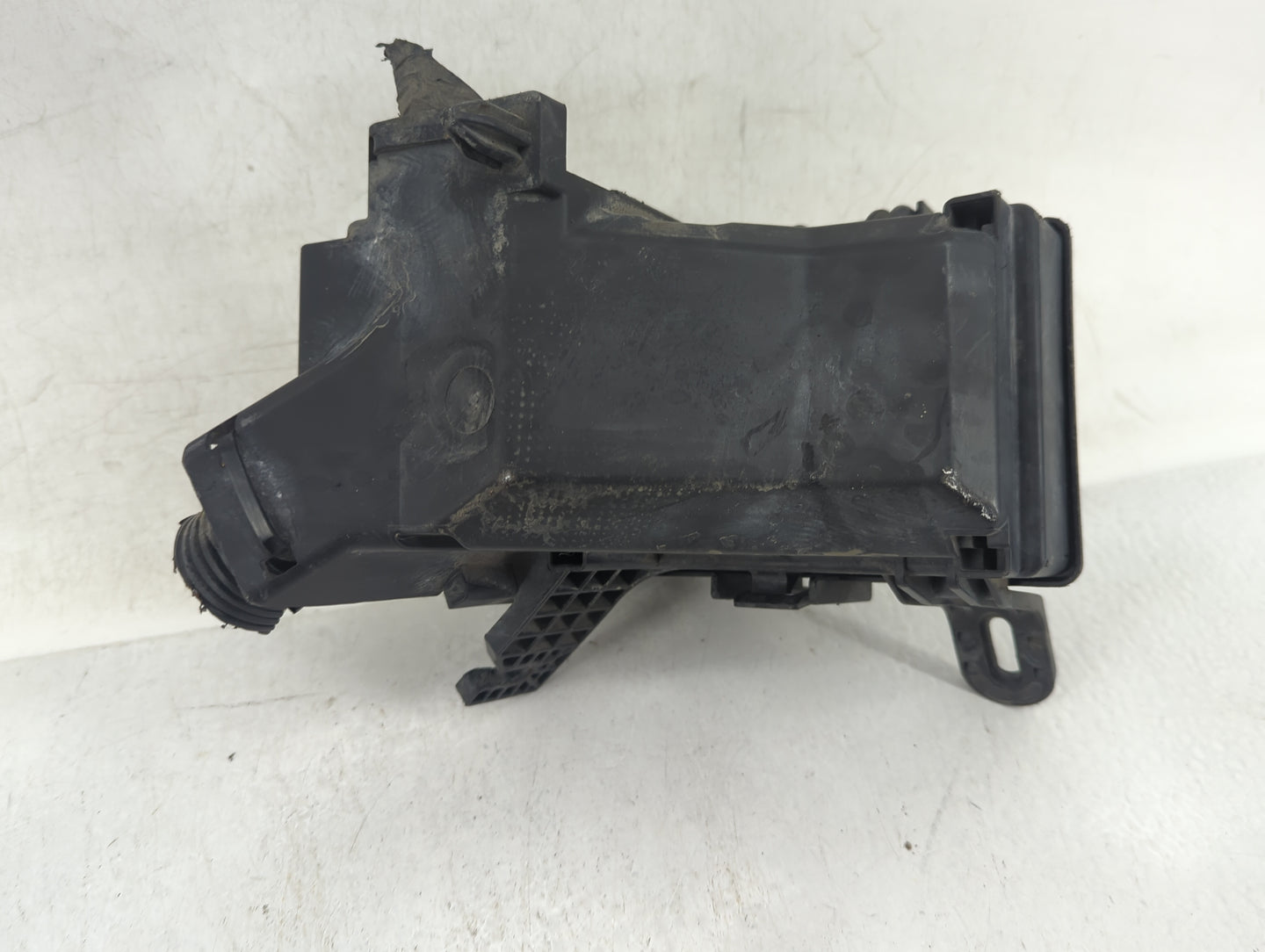 2014-2019 Ford Fiesta Fusebox Fuse Box Panel Relay Module Fits Fits 2014 2015 2016 2017 2018 2019 OEM Used Auto Parts - Oemu