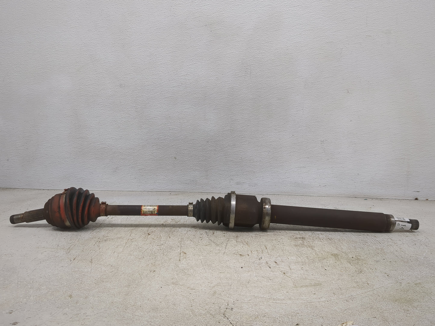2014-2017 Ford Fiesta Axle Shaft Front Passenger Cv C/v - Oemusedautoparts1.com