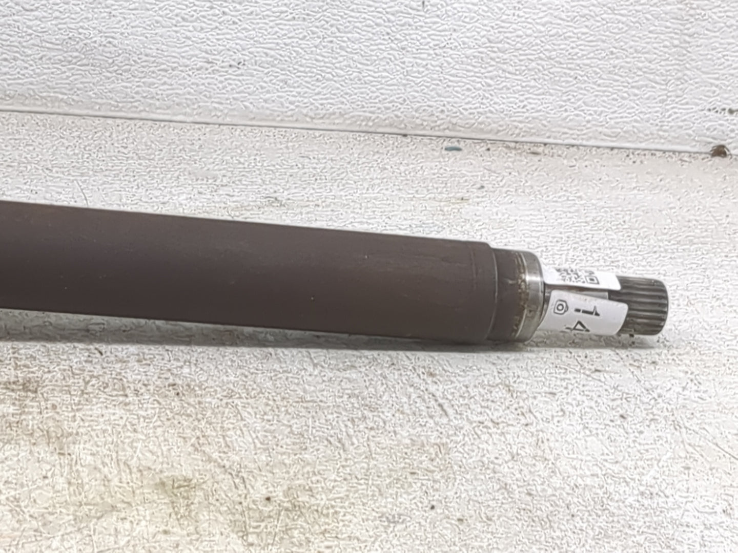 2014-2017 Ford Fiesta Axle Shaft Front Passenger Cv C/v - Oemusedautoparts1.com