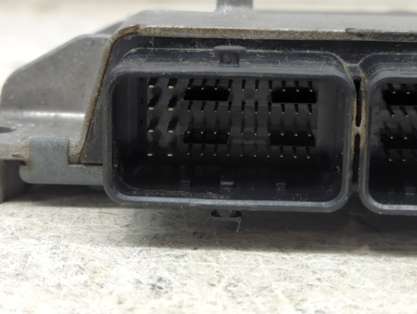2015-2017 Ford Fiesta PCM Engine Control Computer ECU ECM PCU OEM P/N:GA6A-12A650-JC A2C81963805QAAF Fits Fits 2015 2016 201