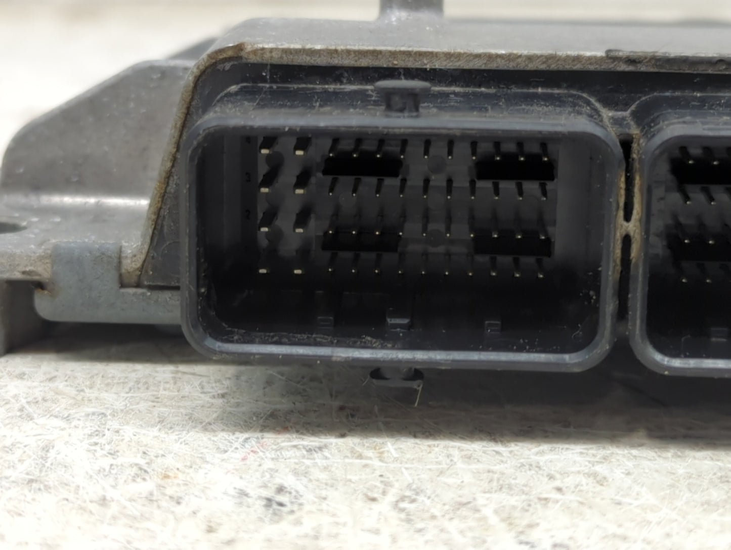 2015-2017 Ford Fiesta PCM Engine Control Computer ECU ECM PCU OEM P/N:GA6A-12A650-JC A2C81963805QAAF Fits Fits 2015 2016 201