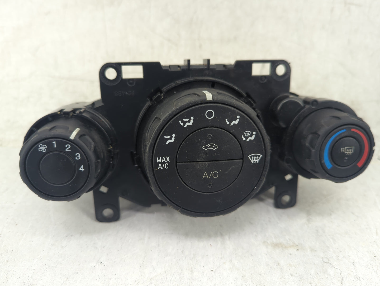 2014-2019 Ford Fiesta Climate Control Module Temperature AC/Heater Replacement P/N:D2BT19980AF Fits OEM Used Auto Parts - Oe