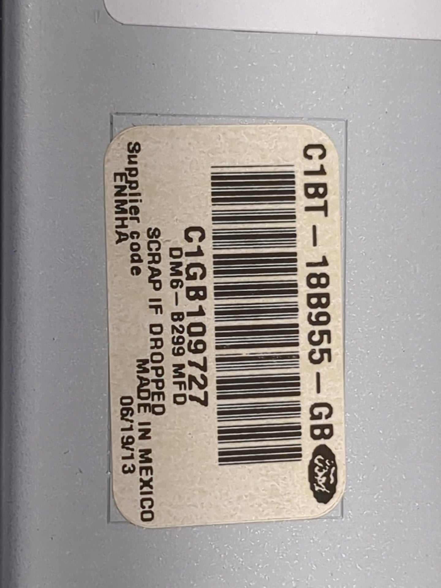 2014-2014 Ford Fiesta Information Display Screen 1483672 - Oemusedautoparts1.com