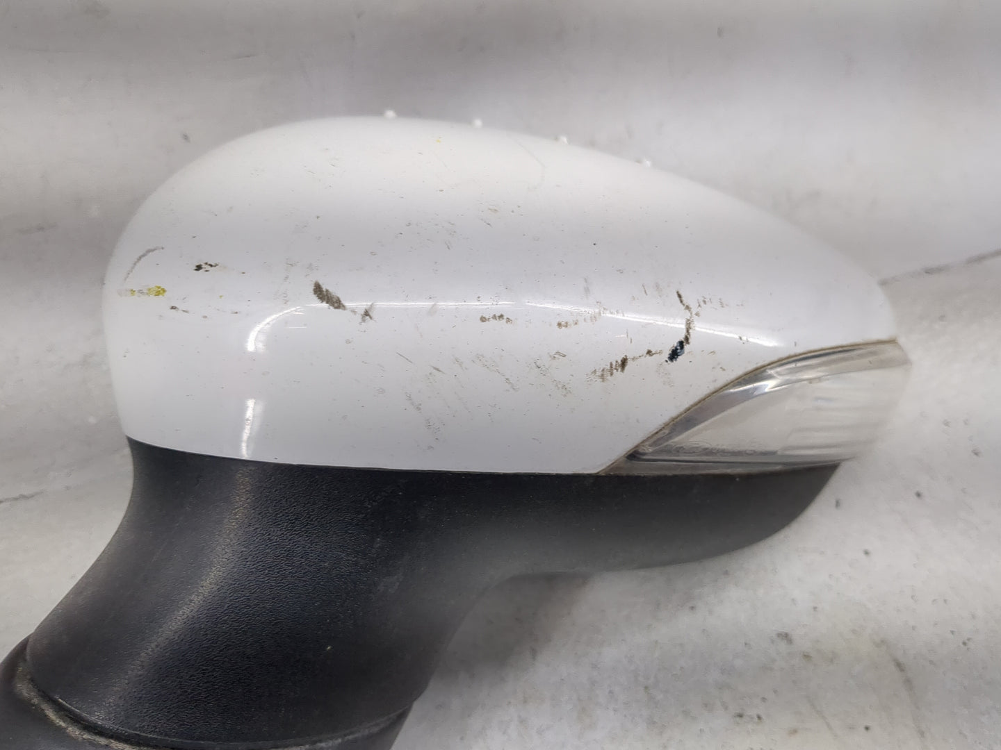 2014-2019 Ford Fiesta Driver Side View Mirror - Left Door Mirror OEM Used - Oemusedautoparts1.com