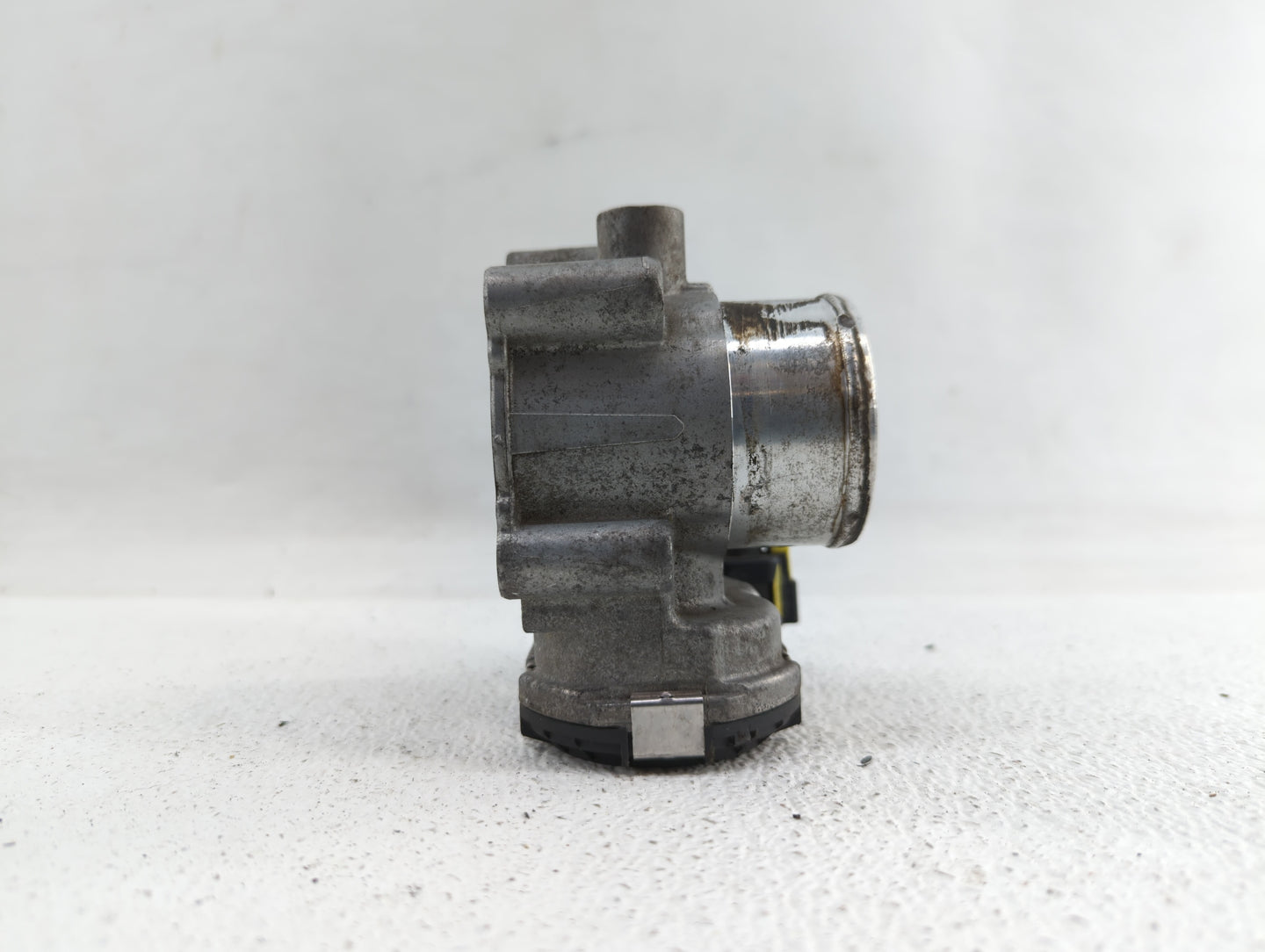 2014-2019 Ford Fiesta Throttle Body P/N:0 280 750 535 7S7G-9F991-CA Fits Fits 2013 2014 2015 2016 2017 2018 2019 OEM Used Au