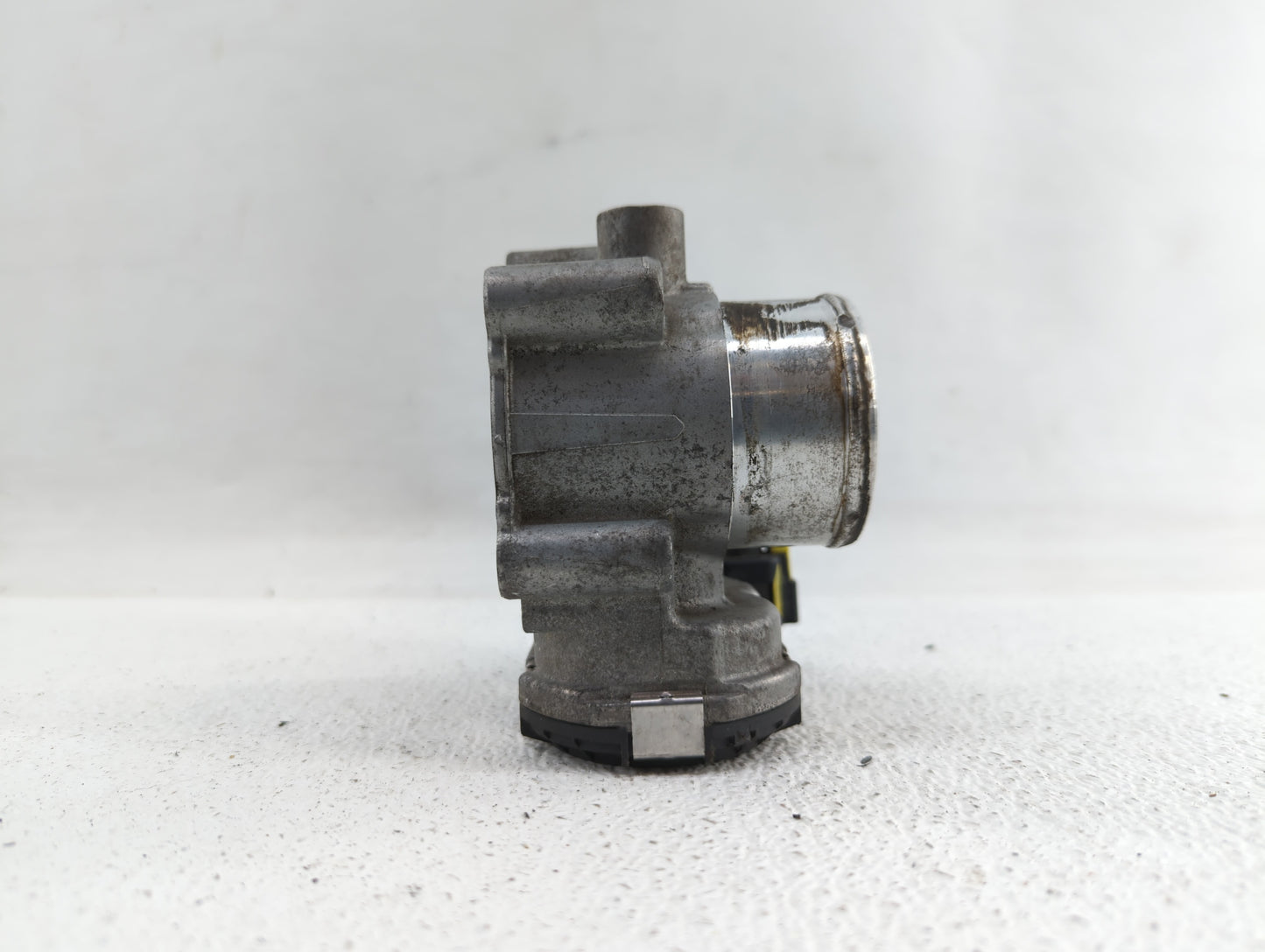 2014-2019 Ford Fiesta Throttle Body P/N:0 280 750 535 7S7G-9F991-CA Fits Fits 2013 2014 2015 2016 2017 2018 2019 OEM Used Au