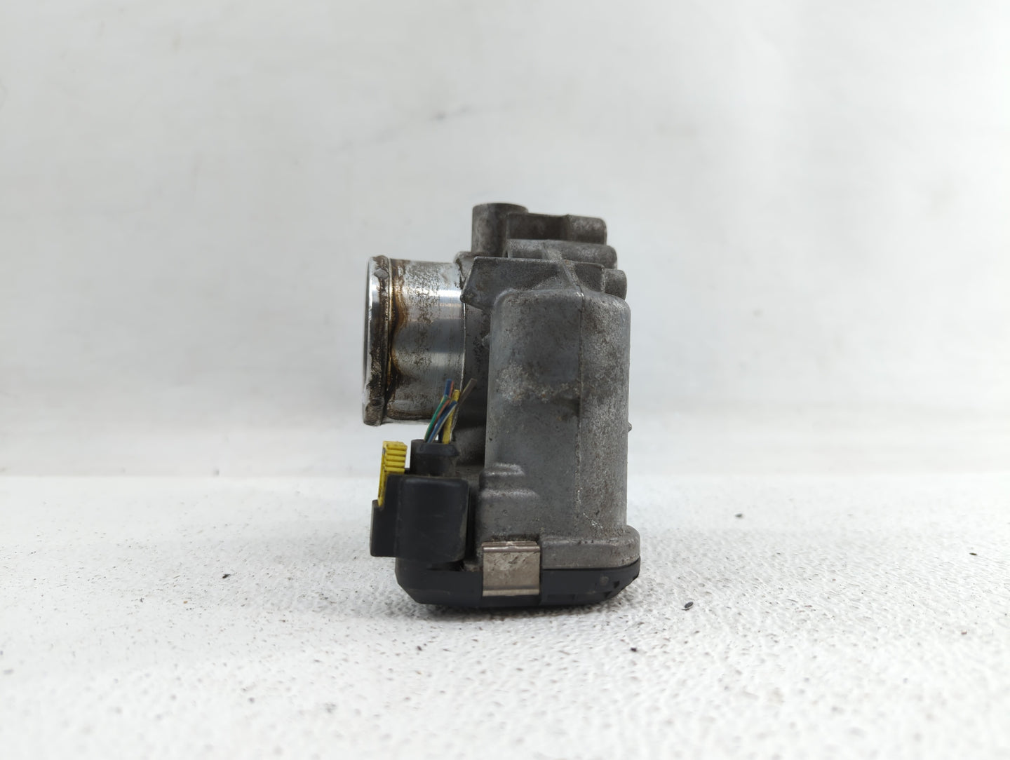 2014-2019 Ford Fiesta Throttle Body P/N:0 280 750 535 7S7G-9F991-CA Fits Fits 2013 2014 2015 2016 2017 2018 2019 OEM Used Au