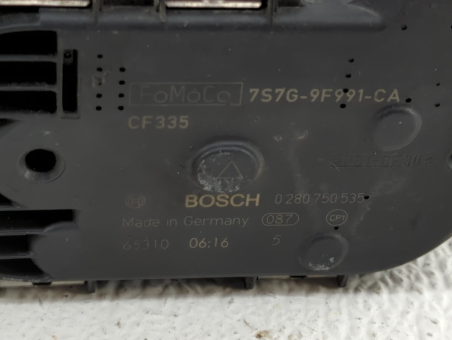 2014-2019 Ford Fiesta Throttle Body P/N:0 280 750 535 7S7G-9F991-CA Fits Fits 2013 2014 2015 2016 2017 2018 2019 OEM Used Au