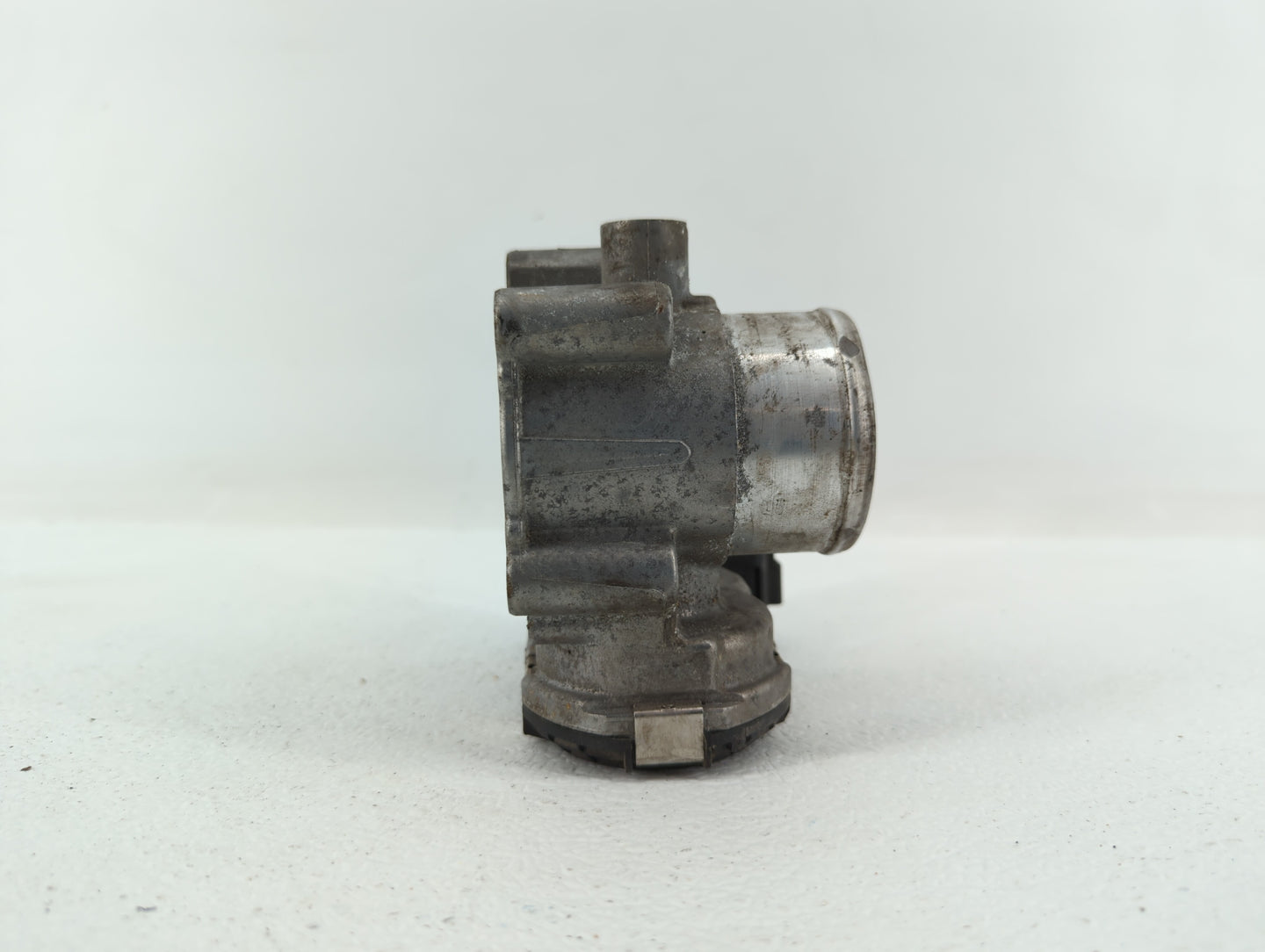 2014-2019 Ford Fiesta Throttle Body P/N:0 280 750 535 7S7G-9F991-CA Fits Fits 2013 2014 2015 2016 2017 2018 2019 OEM Used Au