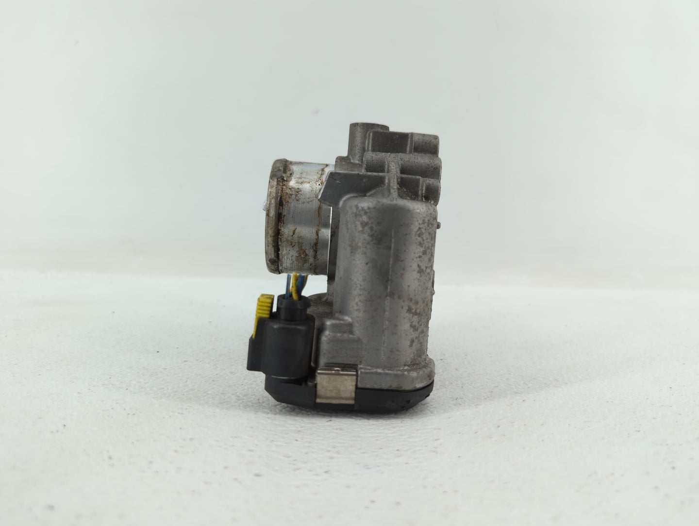 2014-2019 Ford Fiesta Throttle Body P/N:0 280 750 535 7S7G-9F991-CA Fits Fits 2013 2014 2015 2016 2017 2018 2019 OEM Used Au