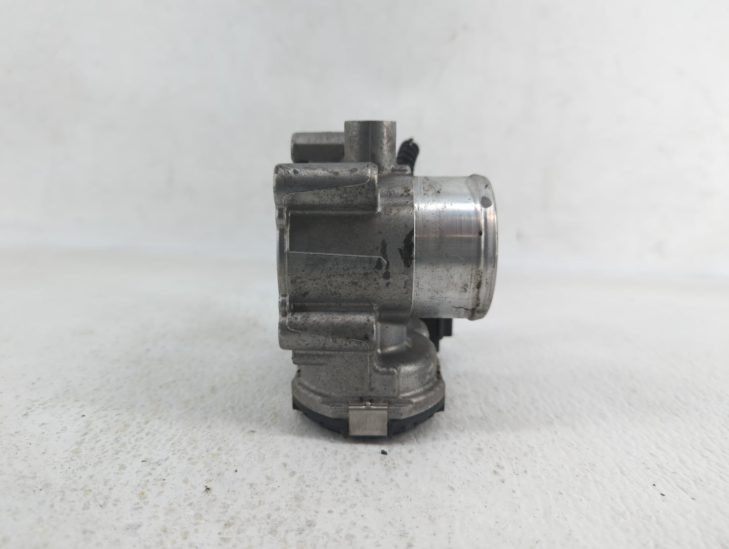 2014-2019 Ford Fiesta Throttle Body P/N:0 280 750 535 7S7G-9F991-CA Fits Fits 2013 2014 2015 2016 2017 2018 2019 OEM Used Au