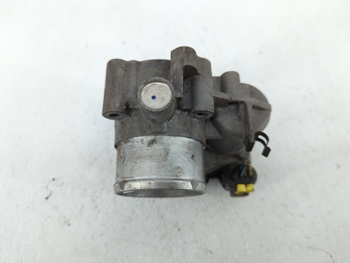 2014-2019 Ford Fiesta Throttle Body P/N:7S7G-9F991-CA Fits Fits 2013 2014 2015 2016 2017 2018 2019 OEM Used Auto Parts - Oem
