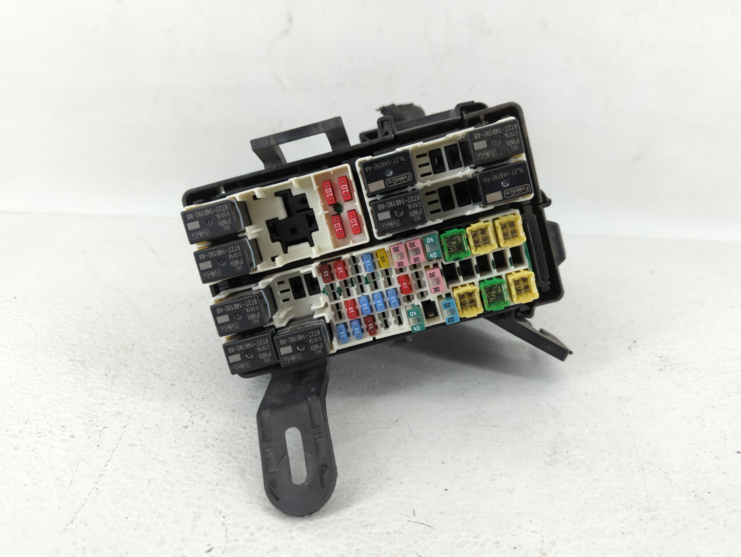 2014-2019 Ford Fiesta Fusebox Fuse Box Panel Relay Module P/N:600347201 6001389001 Fits Fits 2014 2015 2016 2017 2018 2019 O