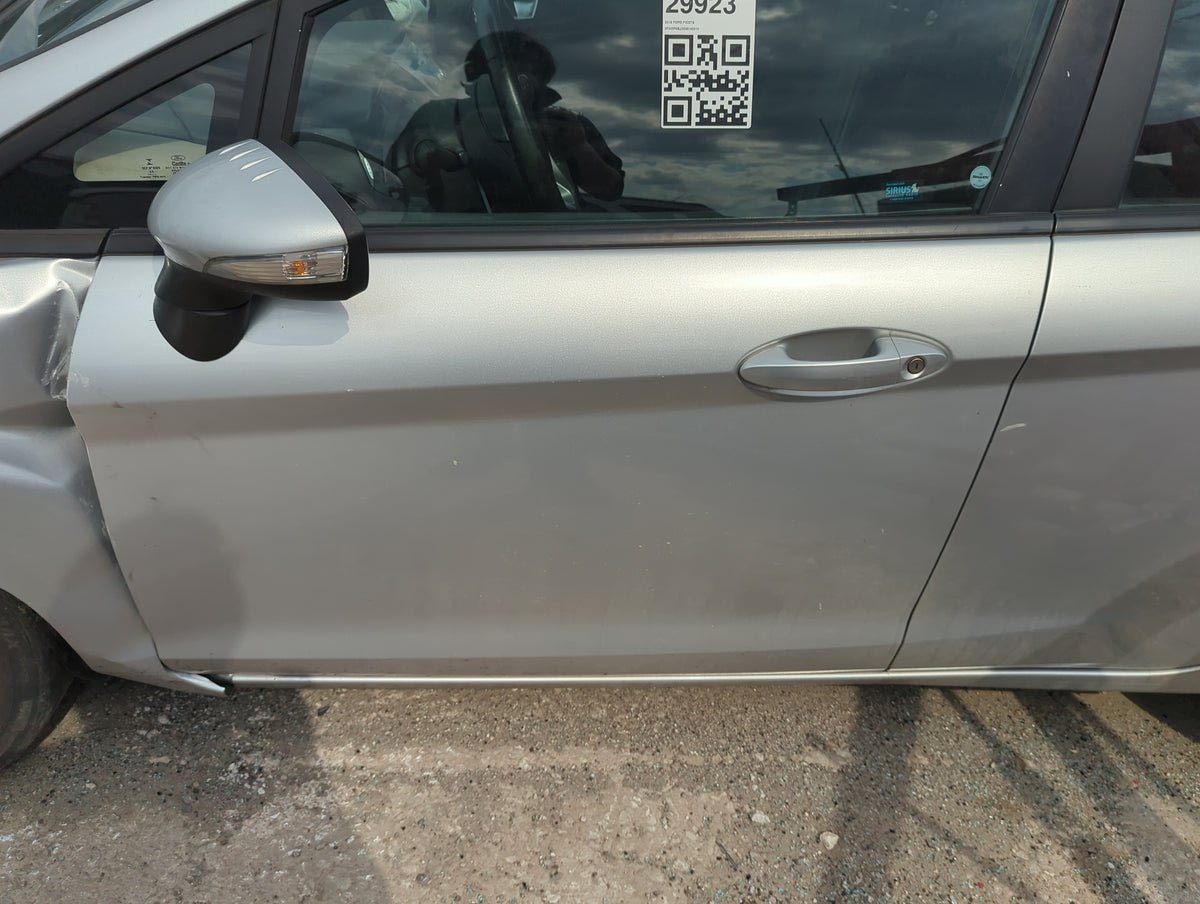 2011-2019 Ford Fiesta Driver Front Door Oem 5012382 - Oemusedautoparts1.com