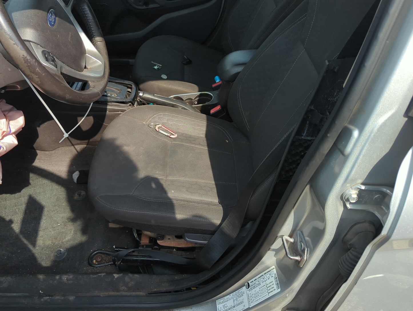 2014-2018 Ford Fiesta Driver Front Seat Oem - Oemusedautoparts1.com
