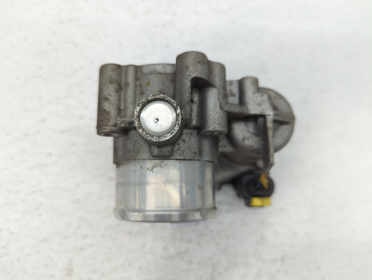 2014-2019 Ford Fiesta Throttle Body P/N:7S7G-9F991-CA Fits Fits 2013 2014 2015 2016 2017 2018 2019 OEM Used Auto Parts - Oem