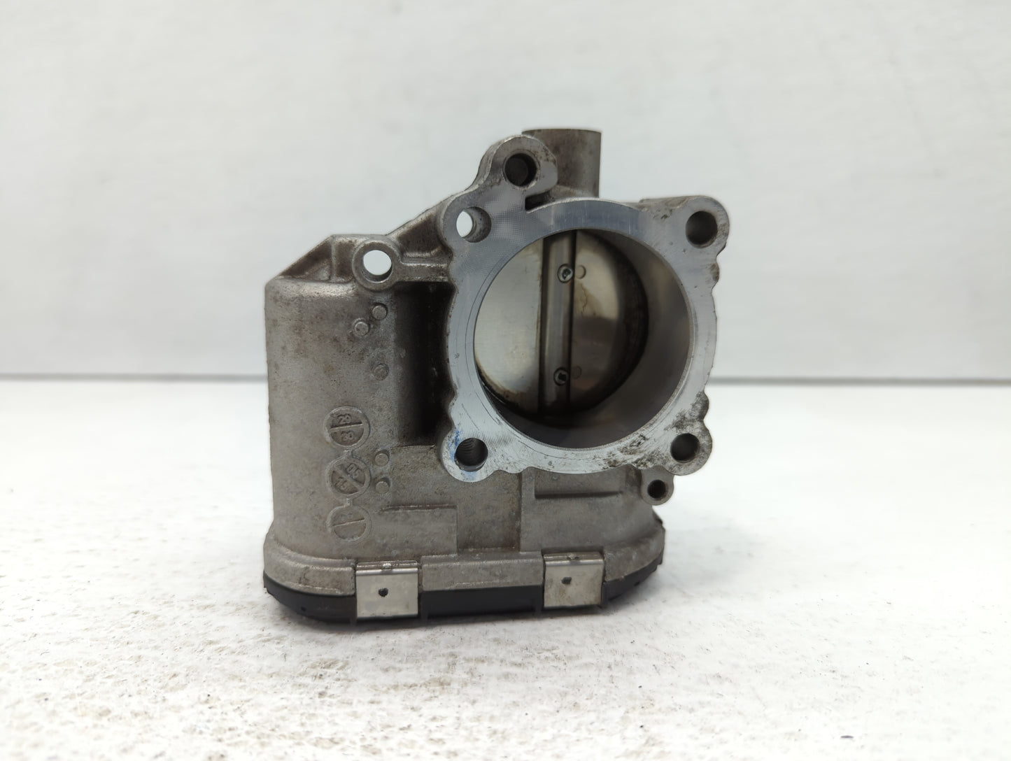 2014-2019 Ford Fiesta Throttle Body P/N:7S7G-9F991-CA Fits Fits 2013 2014 2015 2016 2017 2018 2019 OEM Used Auto Parts - Oem