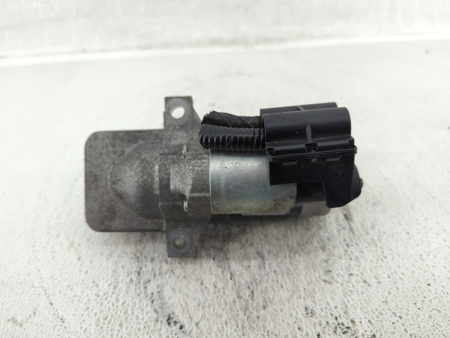 2011-2019 Ford Fiesta Car Starter Motor Solenoid OEM P/N:M000TC0371ZC FJ5T-11000-AA Fits OEM Used Auto Parts - Oemusedautopa
