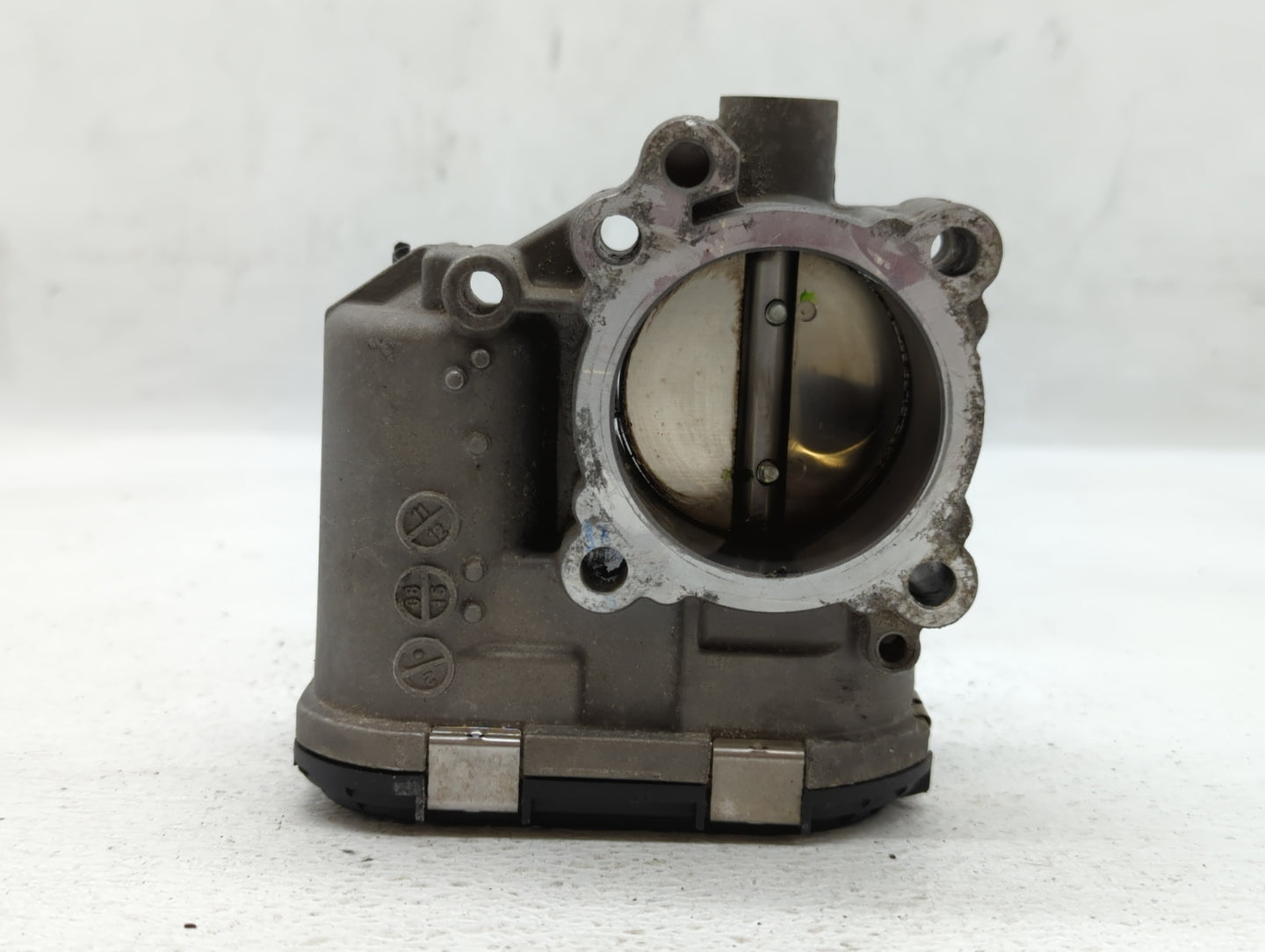 2014-2019 Ford Fiesta Throttle Body P/N:7S7G-9F991-CA Fits Fits 2013 2014 2015 2016 2017 2018 2019 OEM Used Auto Parts - Oem