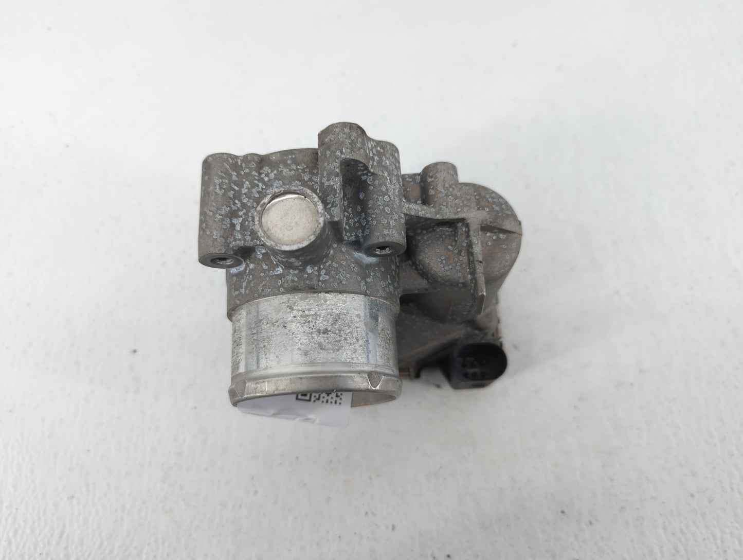 2014-2019 Ford Fiesta Throttle Body P/N:7S7G-9F991-CA Fits Fits 2013 2014 2015 2016 2017 2018 2019 OEM Used Auto Parts - Oem