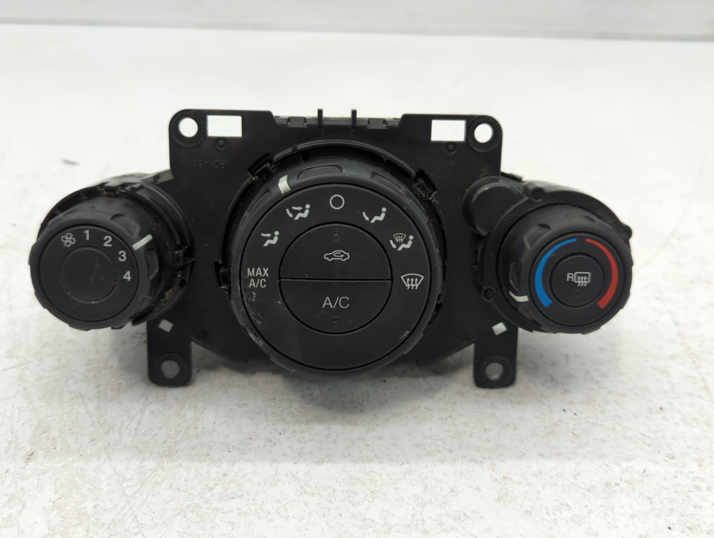 2014-2019 Ford Fiesta Climate Control Module Temperature AC/Heater Replacement P/N:10419145004 D2BT 19980 AE Fits OEM Used A