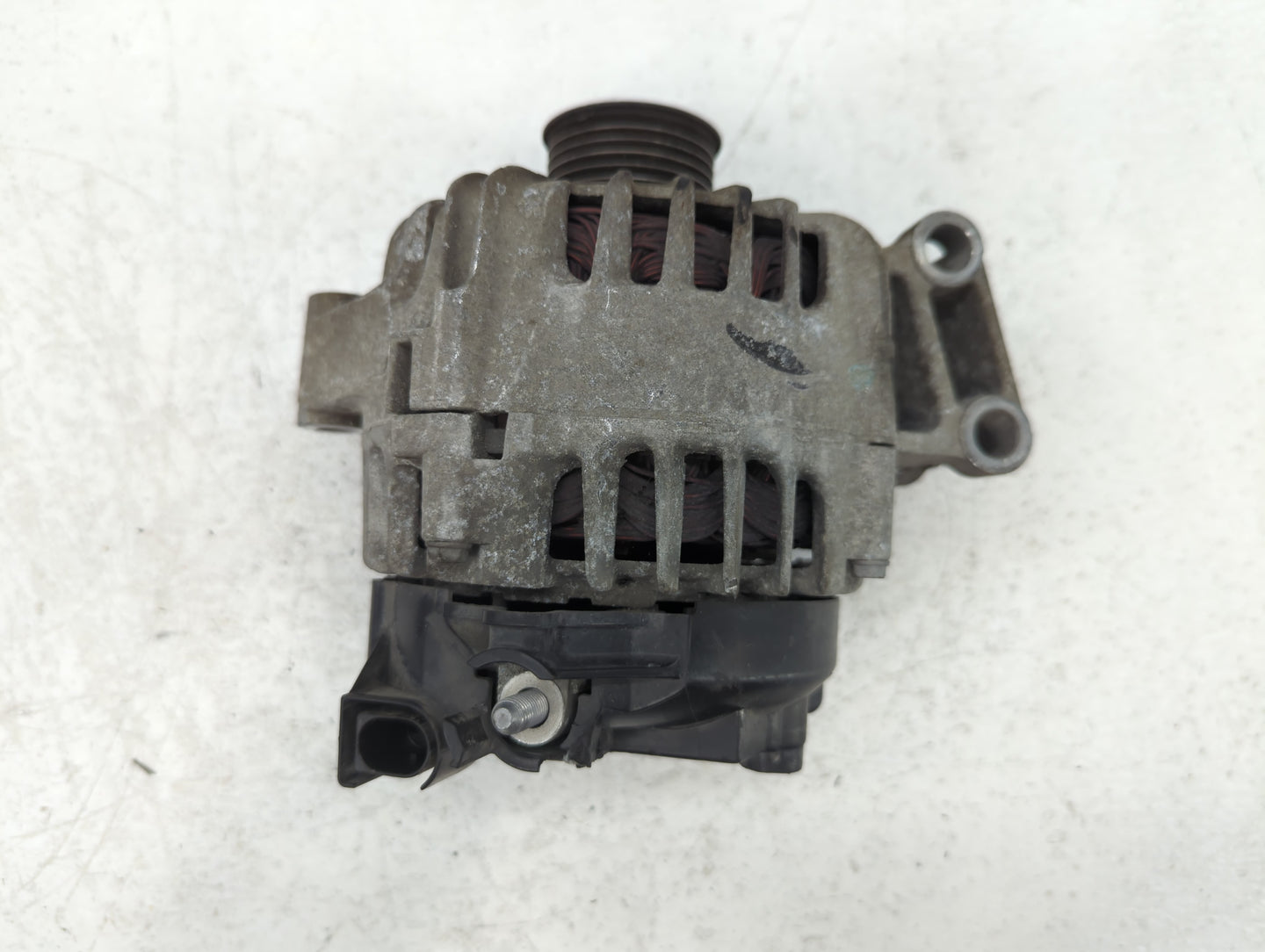 2011-2019 Ford Fiesta Alternator Replacement Generator Charging Assembly Engine OEM P/N:AE8T-10300-AA Fits OEM Used Auto Par