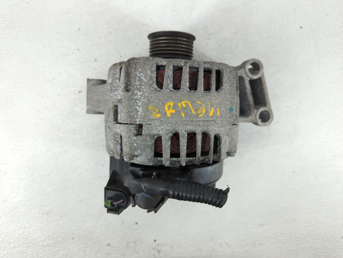 2011-2019 Ford Fiesta Alternator Replacement Generator Charging Assembly Engine OEM P/N:2608513 C AE8T-10300-AA Fits OEM Use