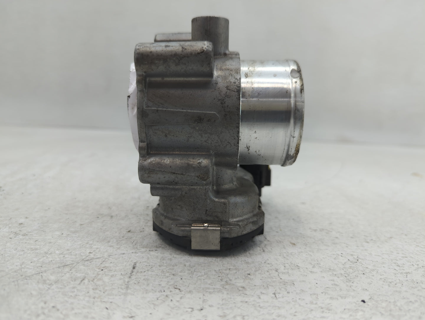 2014-2019 Ford Fiesta Throttle Body P/N:7S7G-9F991-CA Fits Fits 2013 2014 2015 2016 2017 2018 2019 OEM Used Auto Parts - Oem