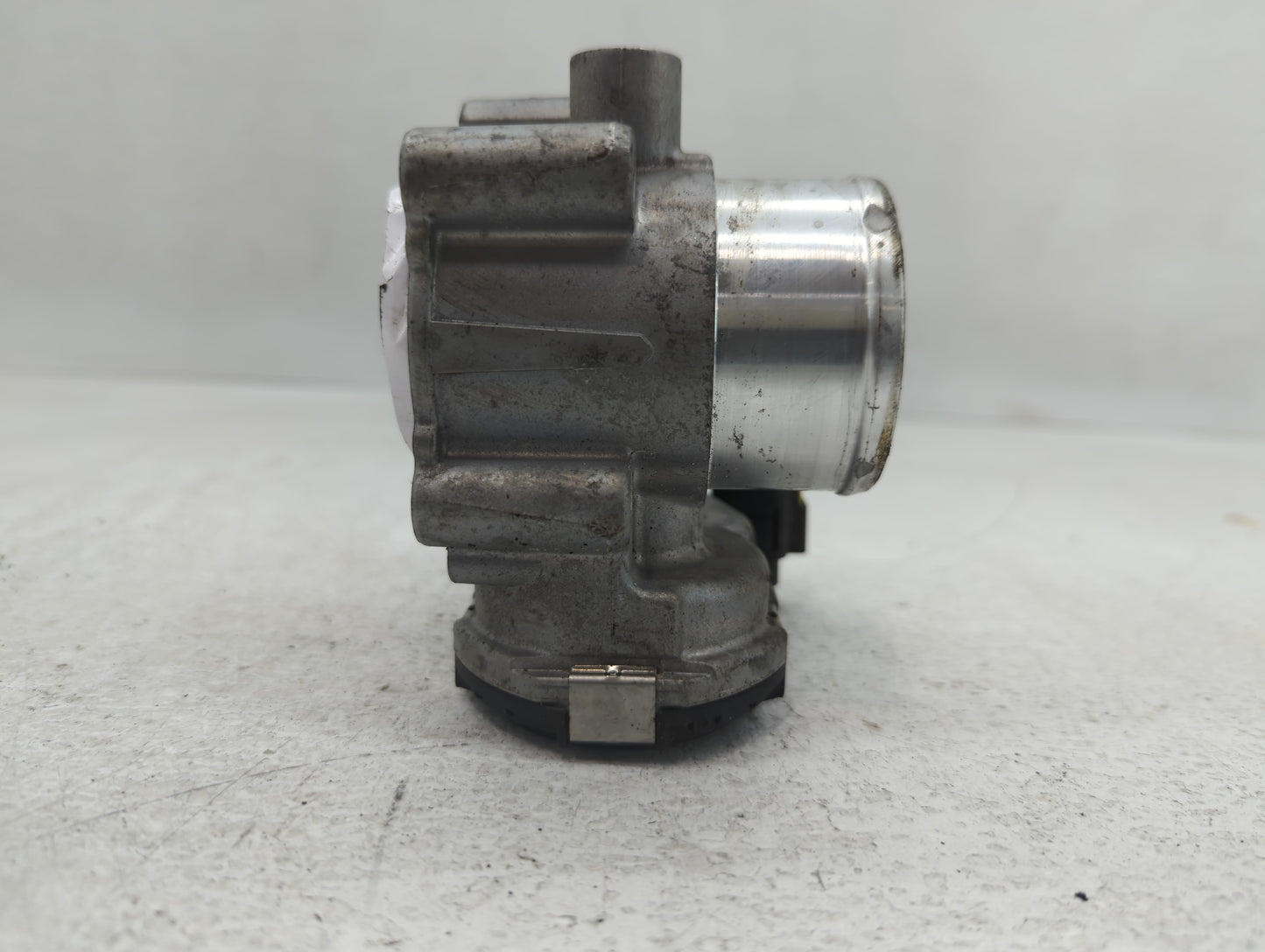 2014-2019 Ford Fiesta Throttle Body P/N:7S7G-9F991-CA Fits Fits 2013 2014 2015 2016 2017 2018 2019 OEM Used Auto Parts - Oem