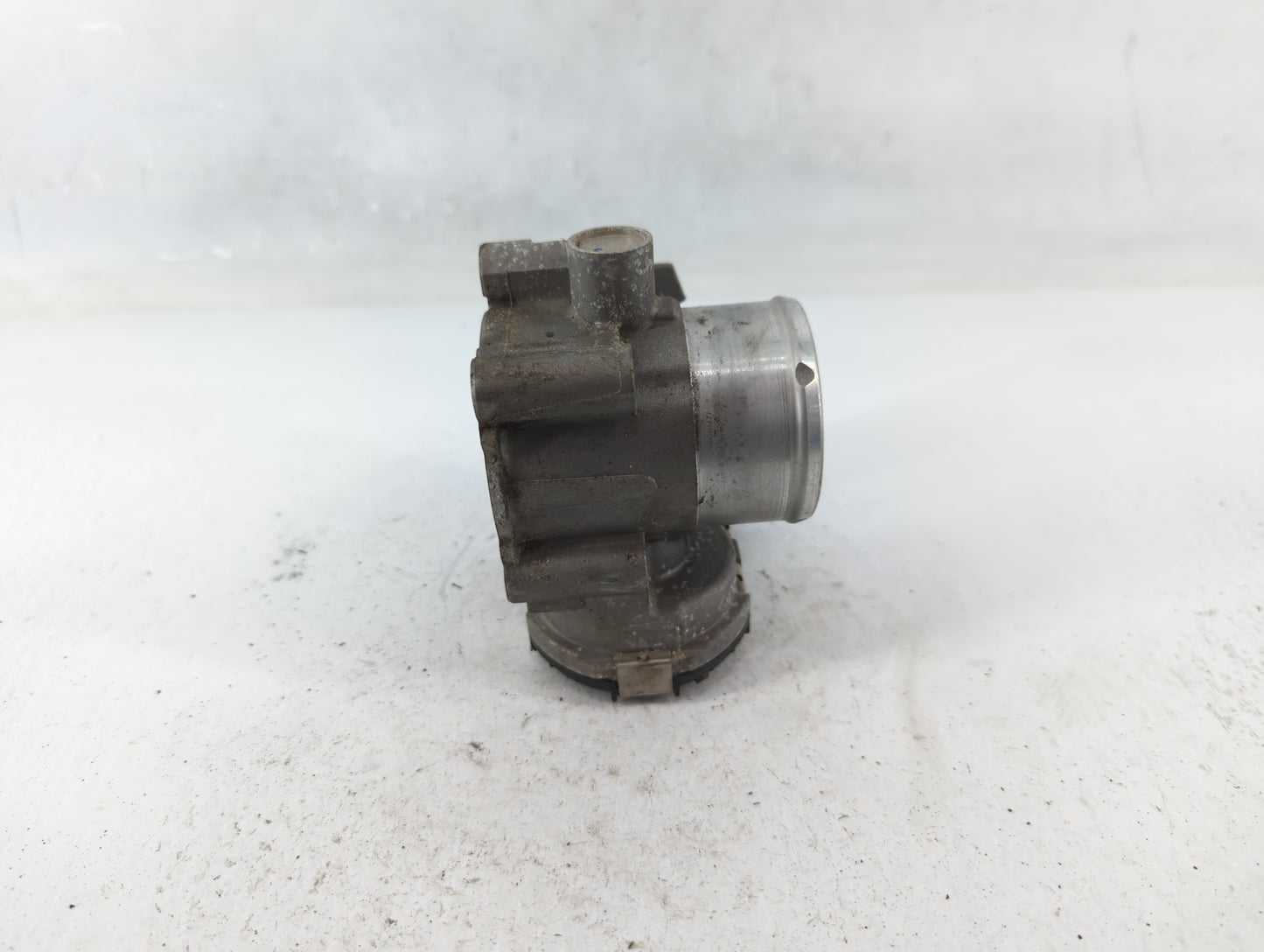 2014-2019 Ford Fiesta Throttle Body P/N:7S7G-9F991-CA Fits Fits 2013 2014 2015 2016 2017 2018 2019 OEM Used Auto Parts - Oem