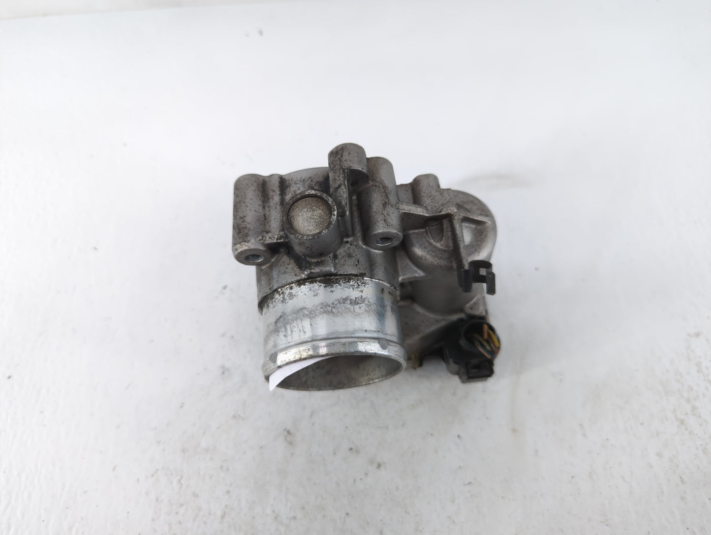 2014-2019 Ford Fiesta Throttle Body P/N:7S7G-9F991-CA Fits Fits 2013 2014 2015 2016 2017 2018 2019 OEM Used Auto Parts - Oem