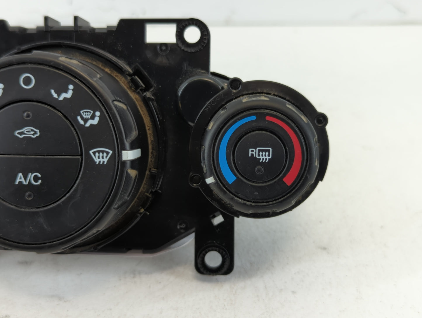 2014-2019 Ford Fiesta Climate Control Module Temperature AC/Heater Replacement P/N:10419145004 D2BT 19980 AE Fits OEM Used A