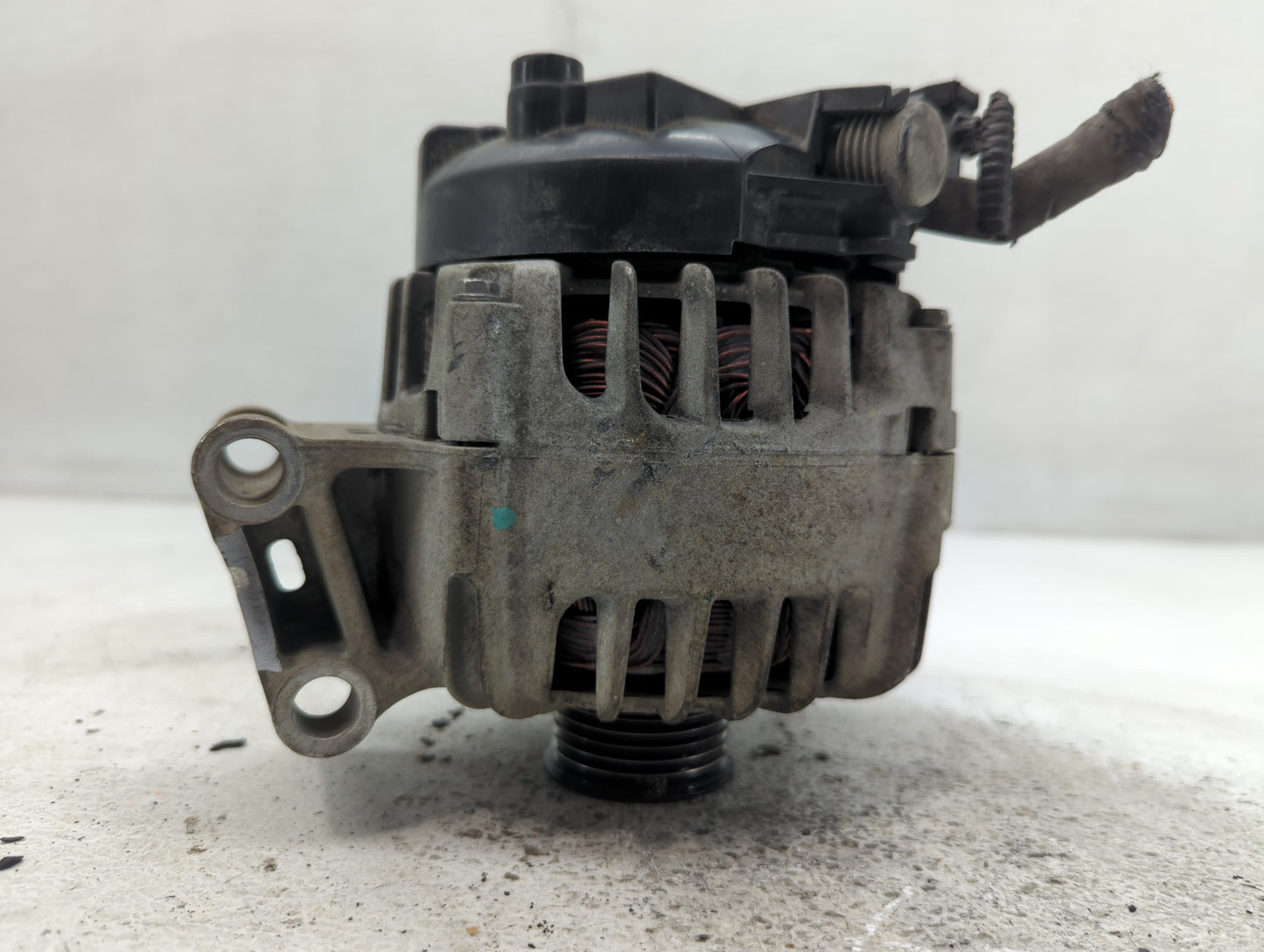 2011-2019 Ford Fiesta Alternator Replacement Generator Charging Assembly Engine OEM P/N:AE8T-10300-AA Fits OEM Used Auto Par