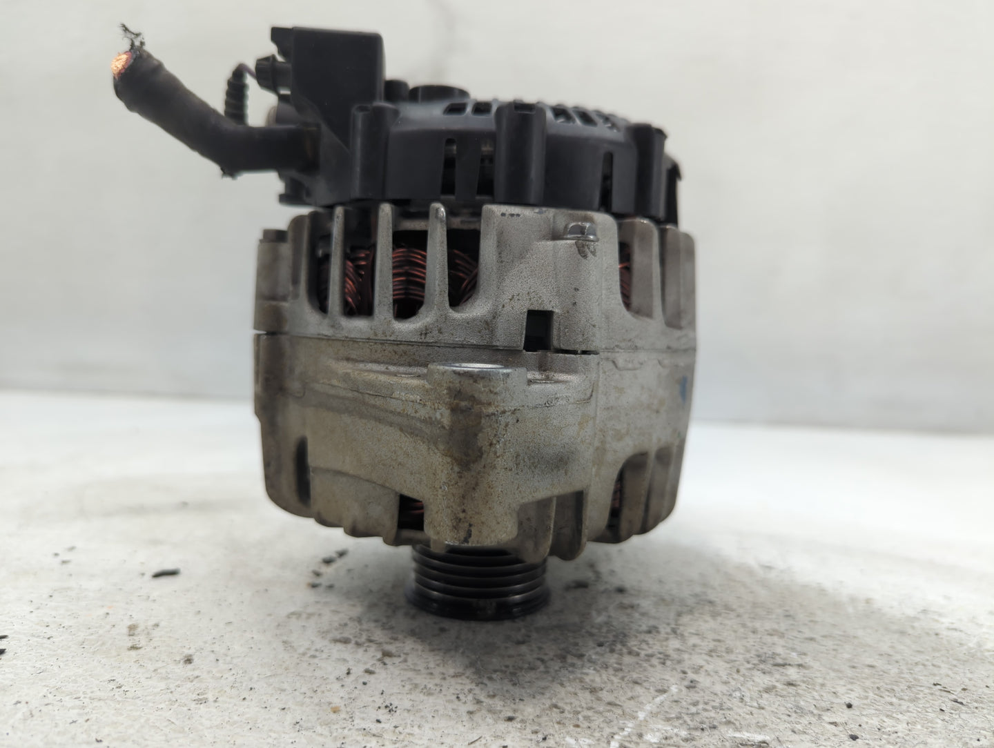 2011-2019 Ford Fiesta Alternator Replacement Generator Charging Assembly Engine OEM P/N:AE8T-10300-AA Fits OEM Used Auto Par