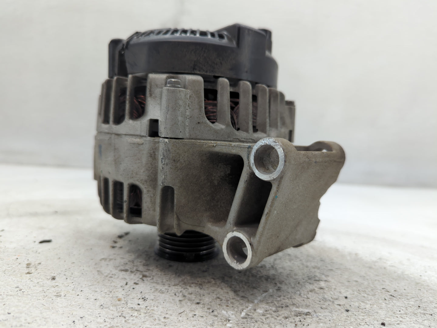 2011-2019 Ford Fiesta Alternator Replacement Generator Charging Assembly Engine OEM P/N:AE8T-10300-AA Fits OEM Used Auto Par