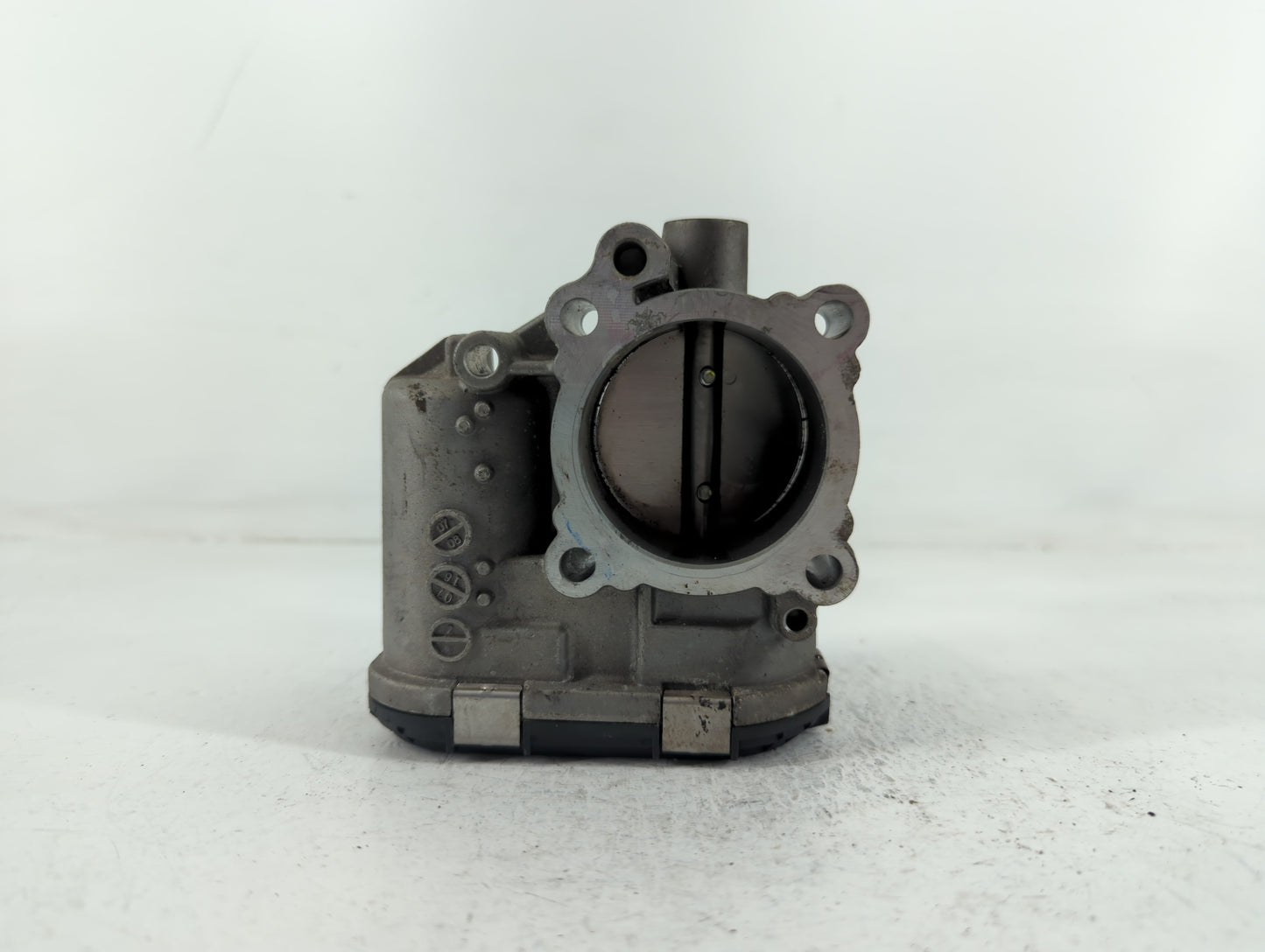 2014-2019 Ford Fiesta Throttle Body P/N:7S7G-9F991-CA Fits Fits 2013 2014 2015 2016 2017 2018 2019 OEM Used Auto Parts - Oem