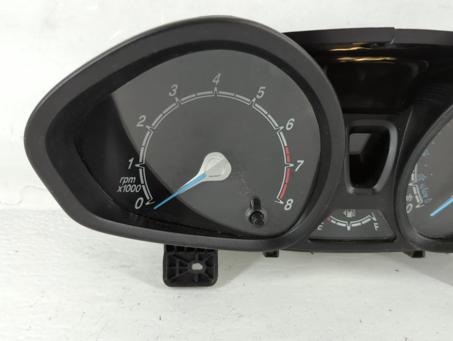 2016-2017 Ford Fiesta Instrument Cluster Speedometer Gauges P/N:VPDE8F-10894-A Fits Fits 2016 2017 OEM Used Auto Parts - Oem
