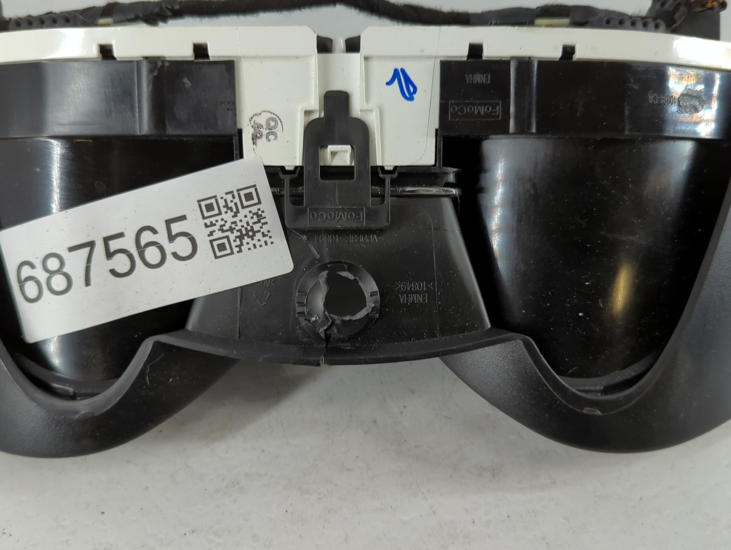 2016-2017 Ford Fiesta Instrument Cluster Speedometer Gauges P/N:VPDE8F-10894-A Fits Fits 2016 2017 OEM Used Auto Parts - Oem