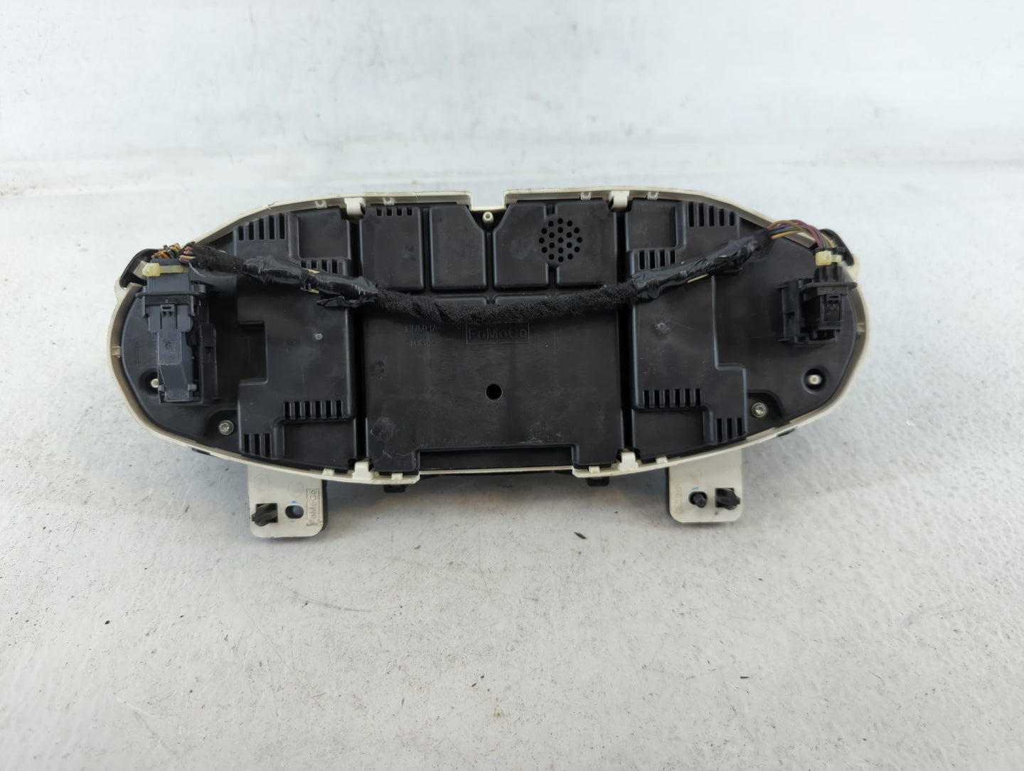 2015-2017 Ford Fiesta Instrument Cluster Speedometer Gauges P/N:D2BT-10849 EAU Fits Fits 2015 2016 2017 OEM Used Auto Parts 