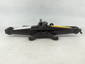 2016 Ford Fiesta Spare Scissor Car Jack - Oemusedautoparts1.com