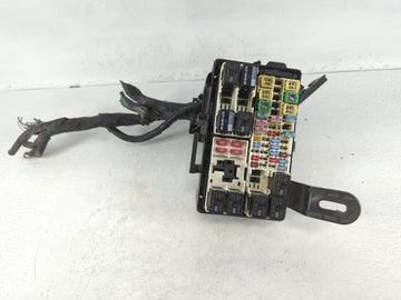 2014-2019 Ford Fiesta Fusebox Fuse Box Panel Relay Module P/N:60034472001 Fits Fits 2014 2015 2016 2017 2018 2019 OEM Used Auto Parts