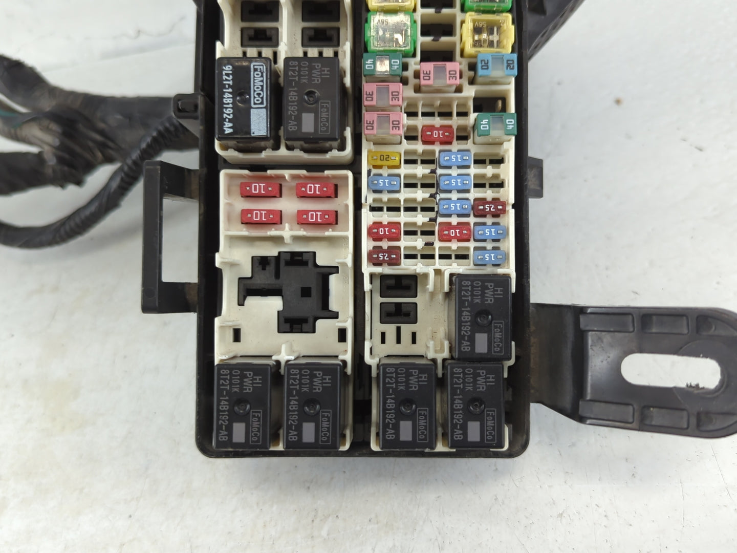 2014-2019 Ford Fiesta Fusebox Fuse Box Panel Relay Module P/N:60034472001 Fits Fits 2014 2015 2016 2017 2018 2019 OEM Used A