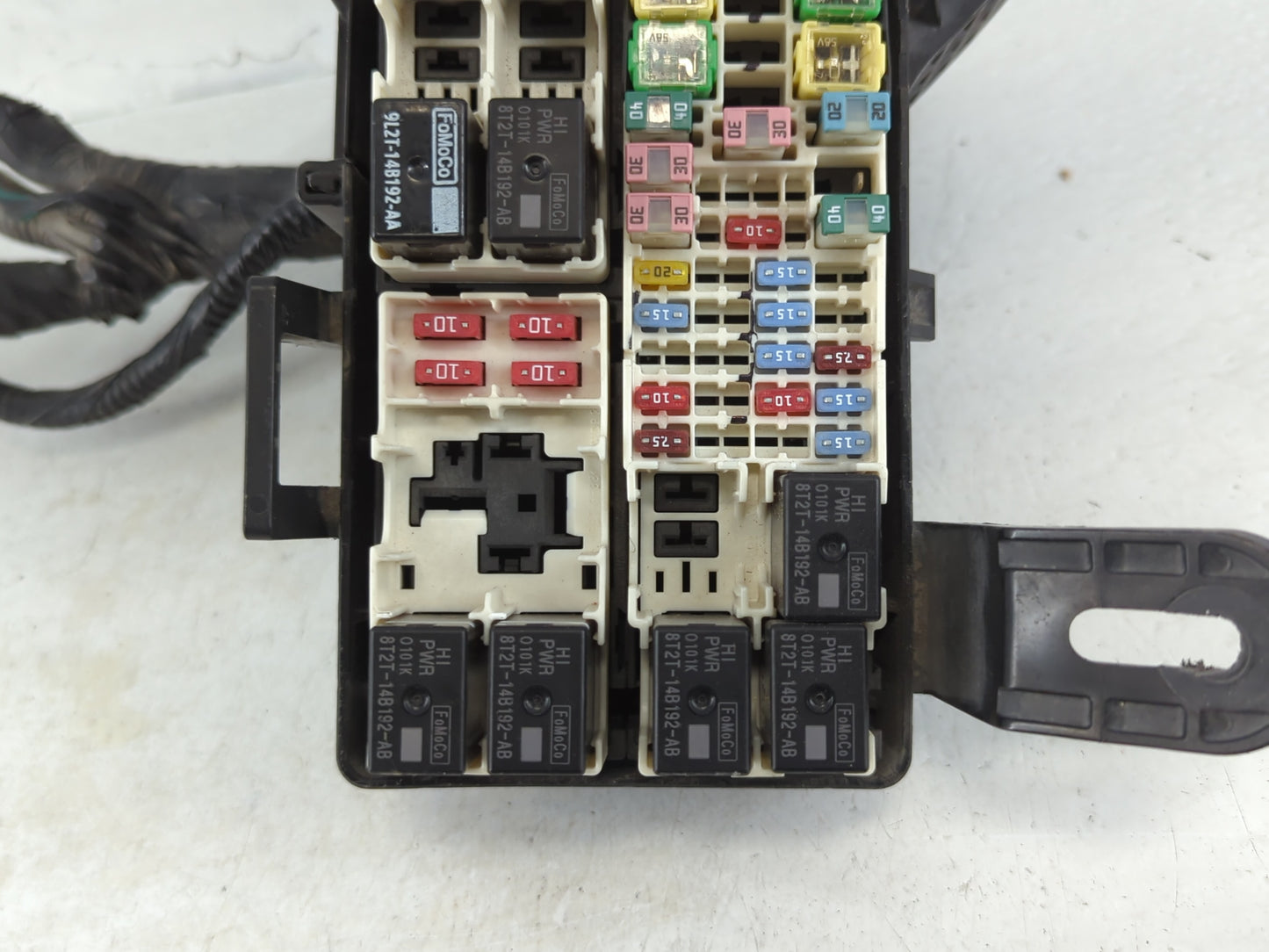2014-2019 Ford Fiesta Fusebox Fuse Box Panel Relay Module P/N:60034472001 Fits Fits 2014 2015 2016 2017 2018 2019 OEM Used A
