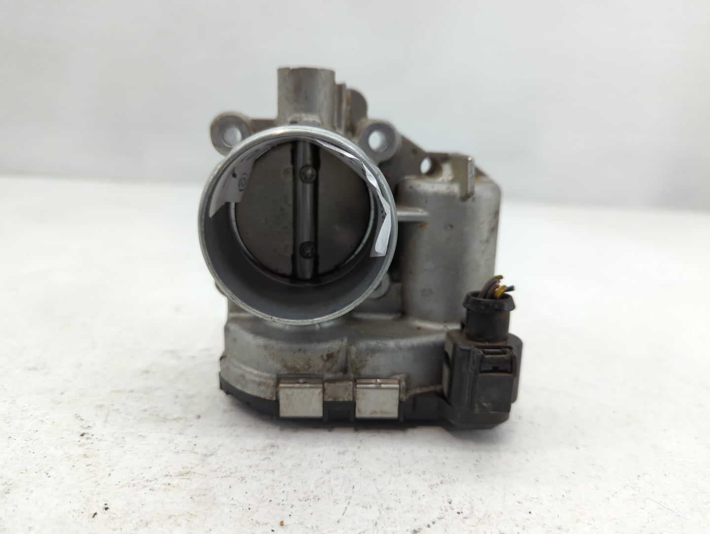 2014-2019 Ford Fiesta Throttle Body P/N:0 280 750 535 7S7G-9F991-CA Fits Fits 2013 2014 2015 2016 2017 2018 2019 OEM Used Au