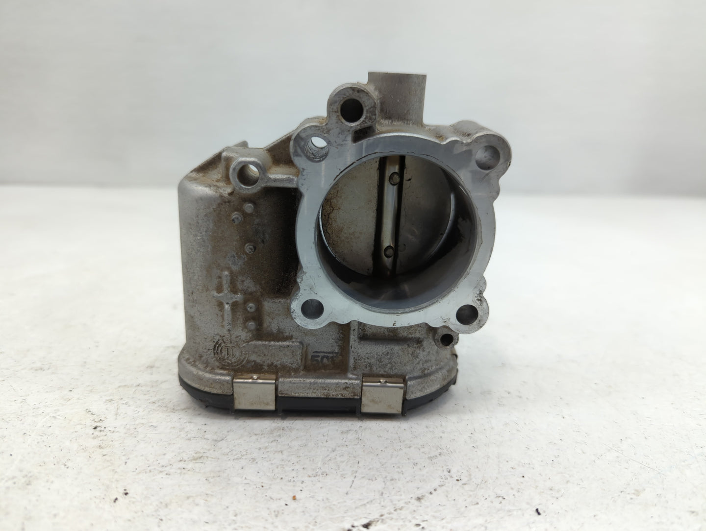 2014-2019 Ford Fiesta Throttle Body P/N:0 280 750 535 7S7G-9F991-CA Fits Fits 2013 2014 2015 2016 2017 2018 2019 OEM Used Au