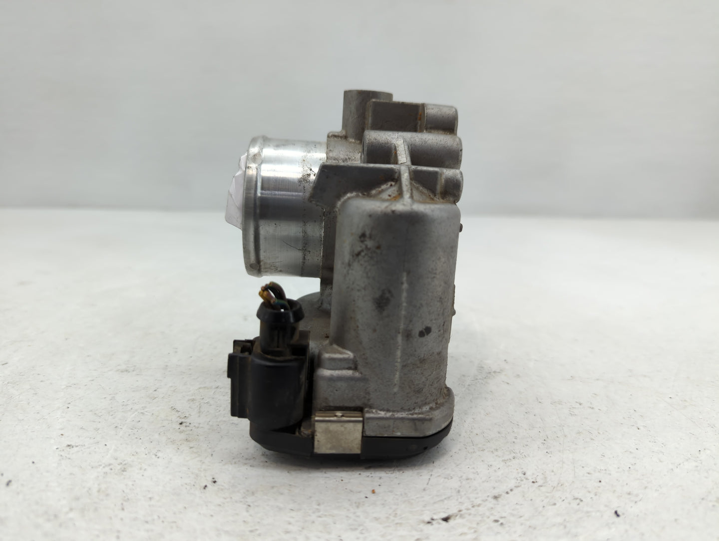 2014-2019 Ford Fiesta Throttle Body P/N:0 280 750 535 7S7G-9F991-CA Fits Fits 2013 2014 2015 2016 2017 2018 2019 OEM Used Au