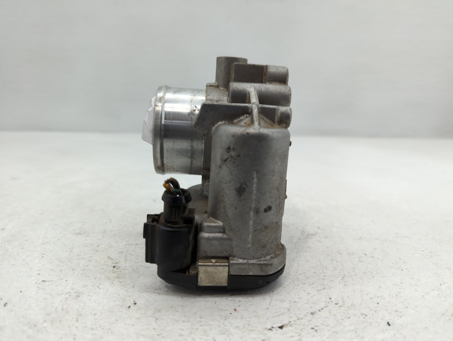2014-2019 Ford Fiesta Throttle Body P/N:0 280 750 535 7S7G-9F991-CA Fits Fits 2013 2014 2015 2016 2017 2018 2019 OEM Used Au