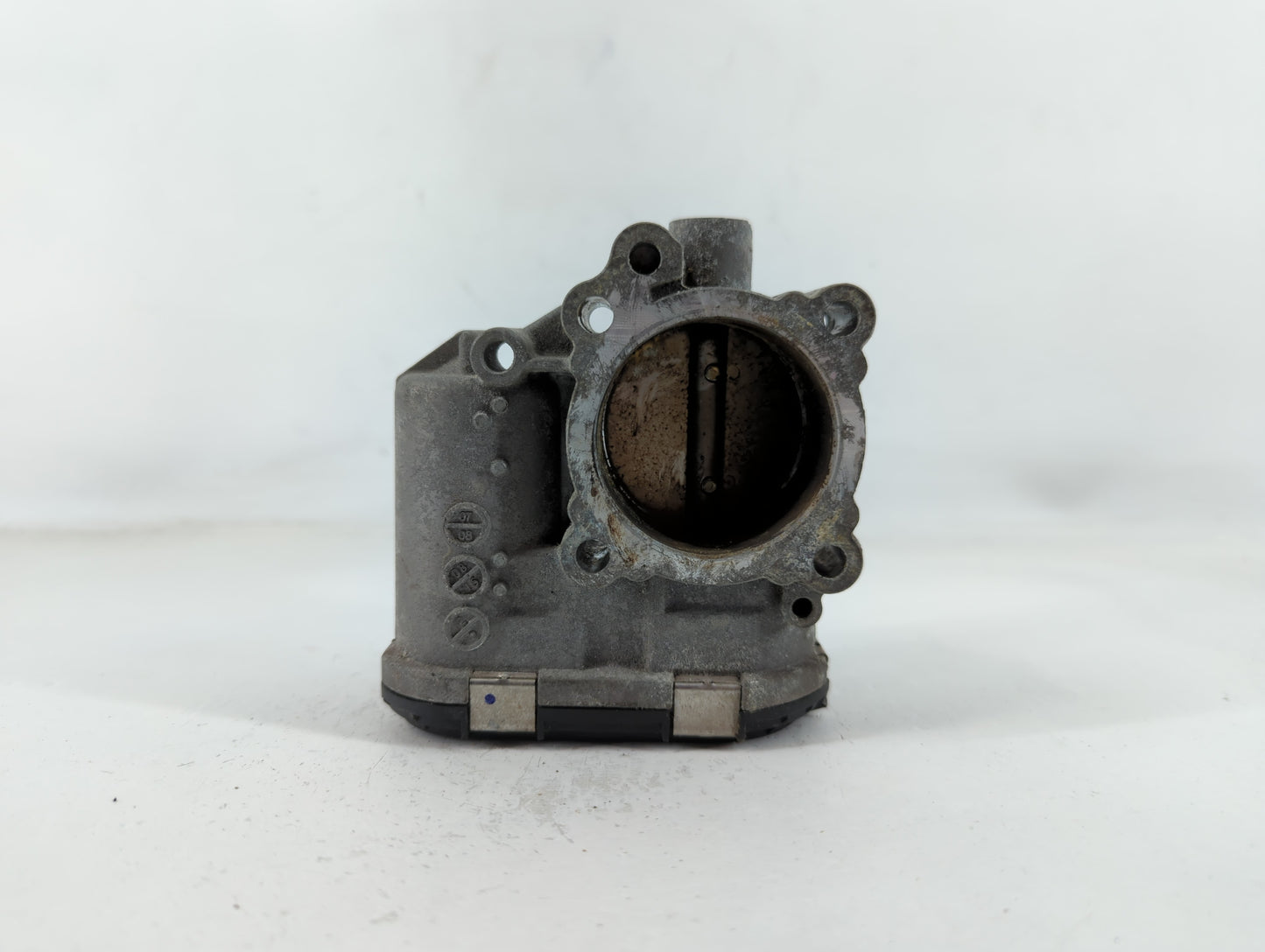 2014-2019 Ford Fiesta Throttle Body P/N:7S7G-9F991-CA Fits Fits 2013 2014 2015 2016 2017 2018 2019 OEM Used Auto Parts - Oem