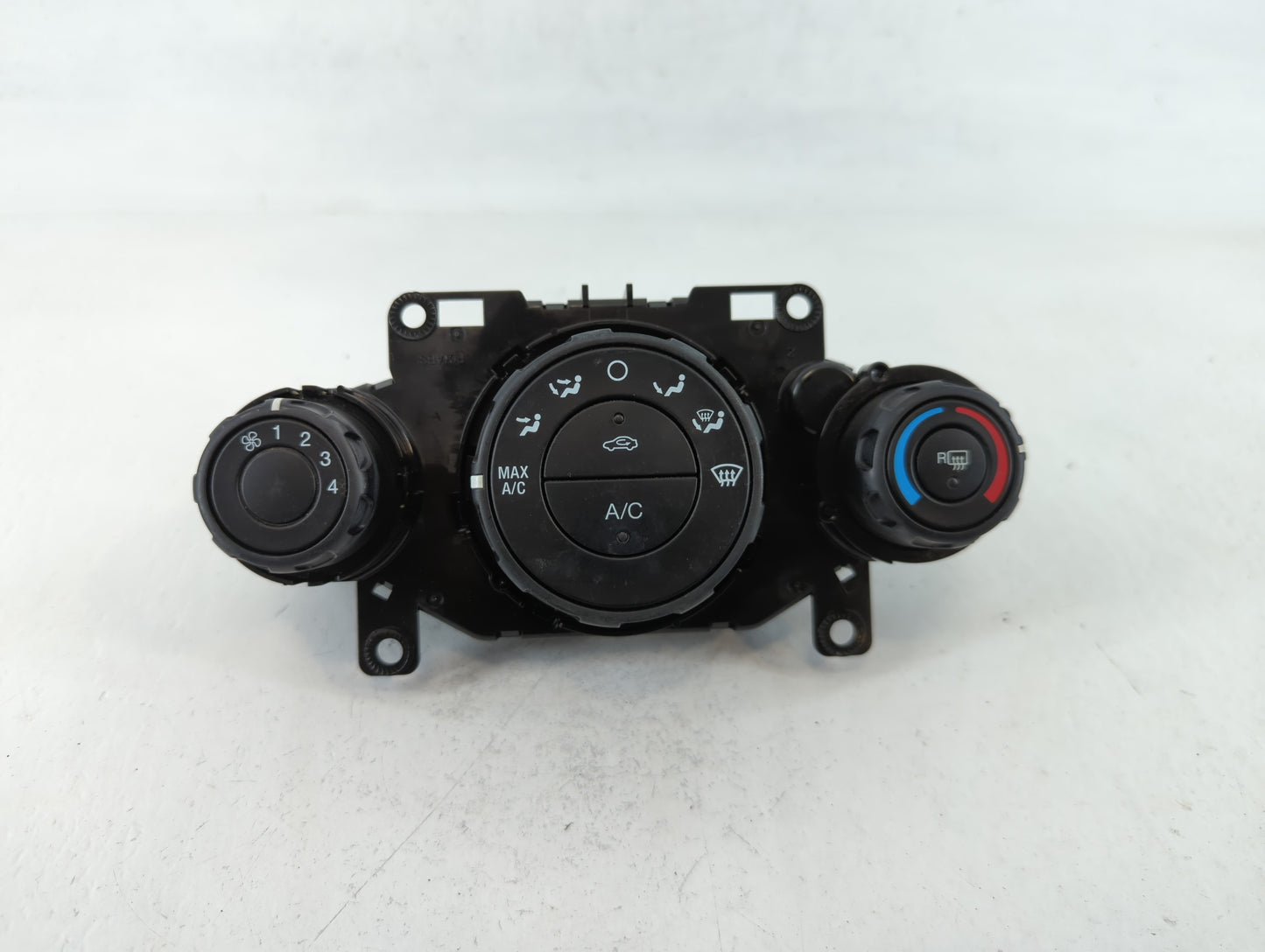 2014-2019 Ford Fiesta Climate Control Module Temperature AC/Heater Replacement P/N:D2BT 19980 AE Fits OEM Used Auto Parts - 